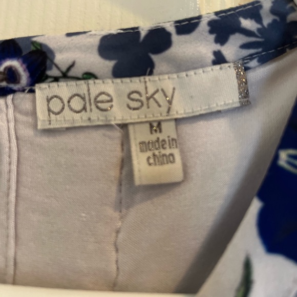 PALE SKY floral crochet top - Picture 4 of 7